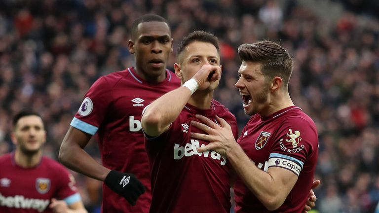 Hernandez celebrates with teammates