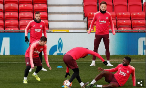 Barca Team train at Old Trafford
