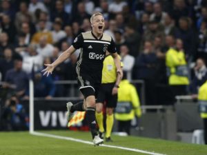 van-de-beek