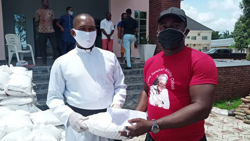 Covid-19 Stella Oduah distribution palliatives