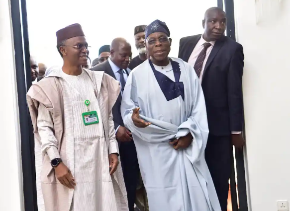 Obasanjo in a meeting with governor elrufil