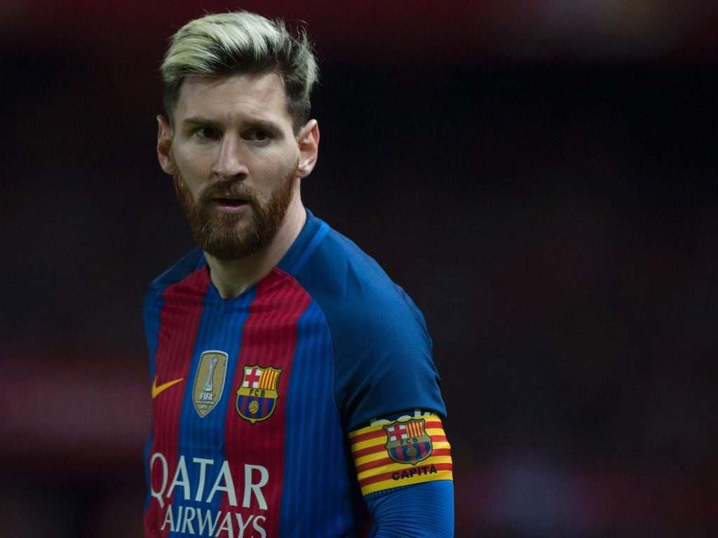 Lionel Messi gives reasons to sign for Manchester City