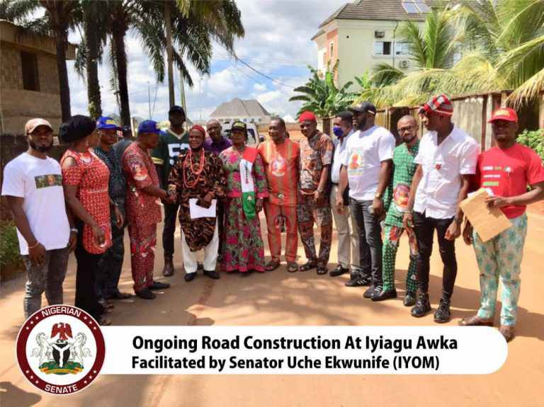 Senator Ekwunife Briefs Awka Community On The Ongoing Road Construction Project At Iyiagu Awka