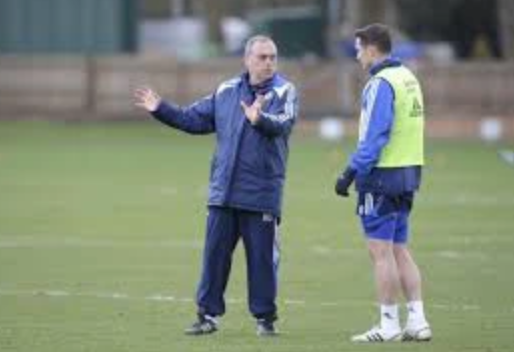 Avram Grant coaching Frank Lampard